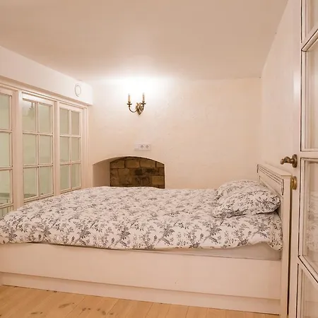 Provence Apartment